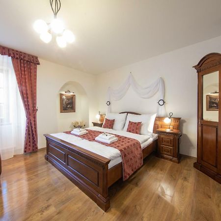 Residence Safari Resort - Chateau Borovany  Extérieur photo