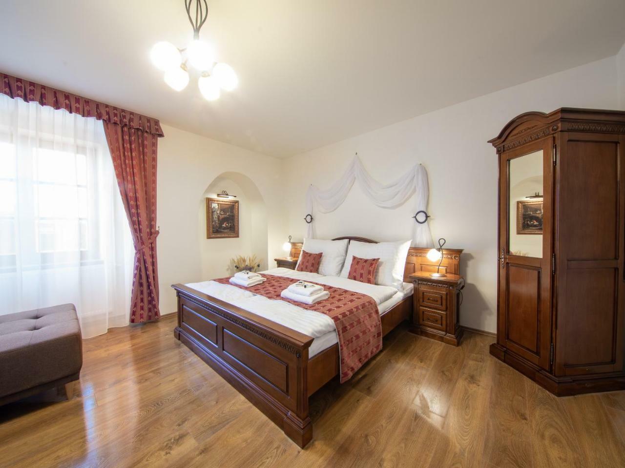 Residence Safari Resort - Chateau Borovany  Extérieur photo